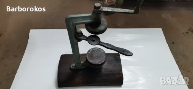 Затварачка за Буркани , снимка 2 - Антикварни и старинни предмети - 48319143