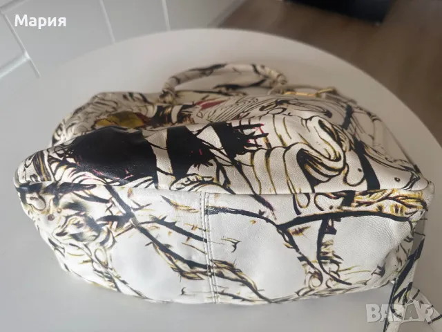 Приказка/Feyri Прада/Prada мека и лека чанта от естествена телешка кожа. Нова, снимка 8 - Чанти - 49908048