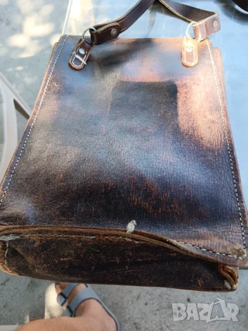 Продавам стара мъжка кожена чанта, снимка 6 - Чанти - 51325863