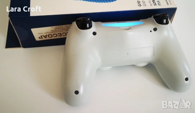 PS4 Dualshock 4 Оригинален контролер + протектор HAMA, снимка 6 - Аксесоари - 52797381