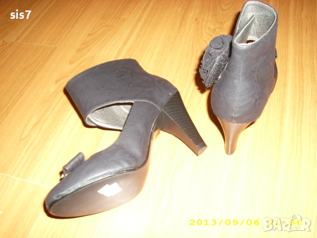 нови обувки внос от Англия номер 37, снимка 3 - Дамски ежедневни обувки - 51984136