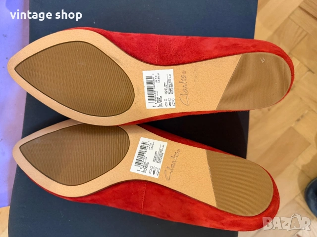 Балеринки Clarks естествен велур, размер 41, снимка 6 - Дамски елегантни обувки - 54270888