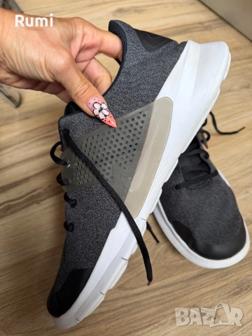 Оригинални мъжки маратонки Nike Arrowz  ! 47,5 н, снимка 3 - Маратонки - 50925203