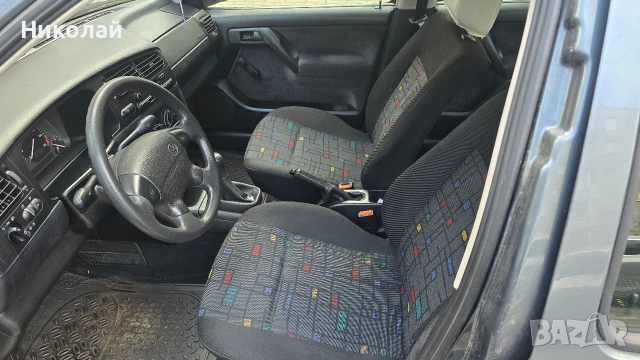 Волксваген венто , снимка 16 - Автомобили и джипове - 52889788