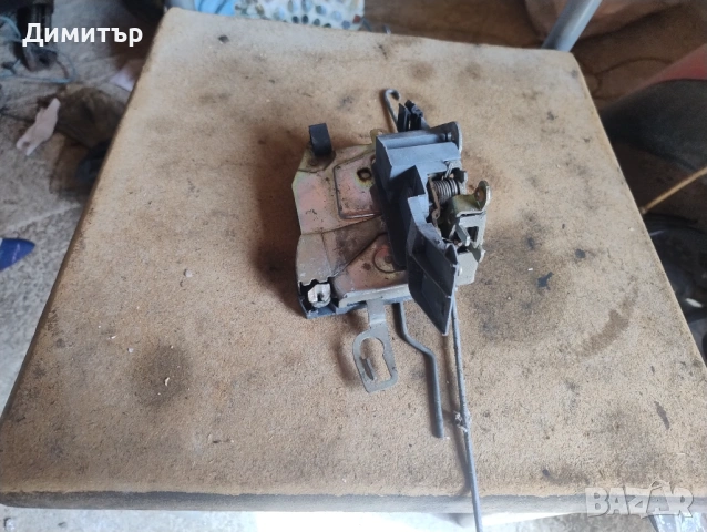 Брава Врата Предна Лява За БМВ Е36 Седан 1994г / BMW E36 Sedan 1994у, снимка 2 - Части - 54096985