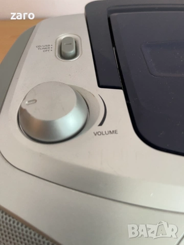 Радиокасетофон с CD Philips, снимка 4 - Радиокасетофони, транзистори - 54312226