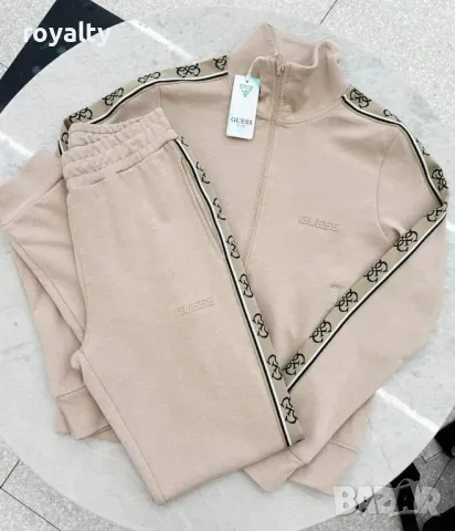 Guess дамски комплекти Различни цветове , снимка 4 - Комплекти - 49926142