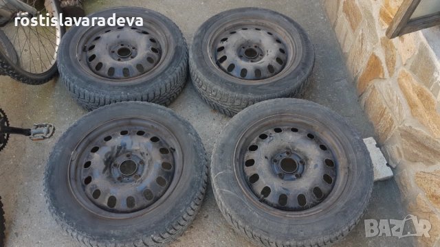 Гуми Нокиан 205/60/16-с 6мм грайфер и железни джанти от Пежо 407