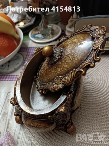 Продавам красива кутийка за бижута , снимка 4 - Други ценни предмети - 49064388