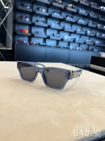 очила с черен обикновен калъф и ув защита burberry 