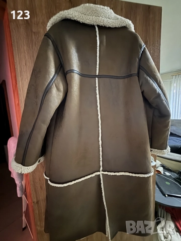 Палто. кожухче Bershka, снимка 3 - Палта, манта - 56531198