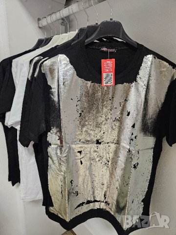 Ефектна тениска, снимка 2 - Тениски - 44269421