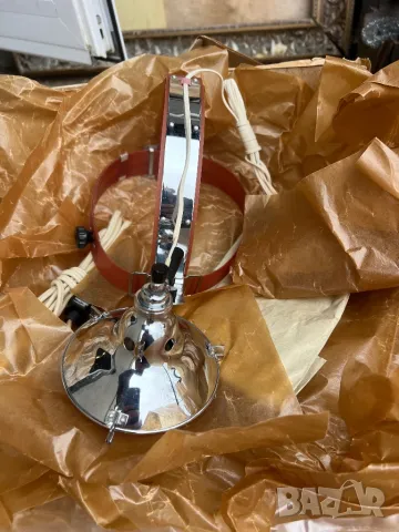 Продавам лекарска лампа руска СССР, снимка 1