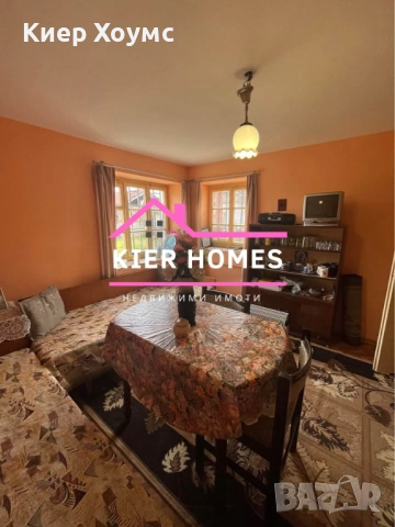 Двуетажна къща в село Шишманци,обл. Пловдив, снимка 5 - Къщи - 54026979