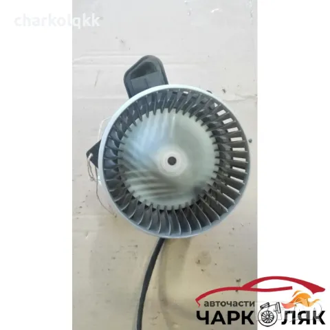 Вентилатор парно Ланчия Ипсилон 1.2Б, снимка 3 - Части - 47532171