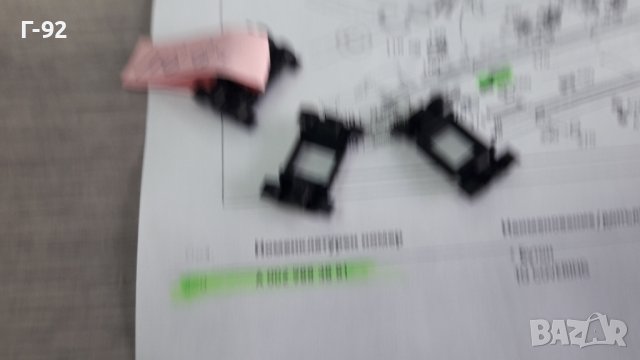 A0029883881**NEU**MERCEDES-BENZ**W170**W208**W210**ЩИПКИ ЗА ПРАГОВЕ **, снимка 2 - Части - 39558059