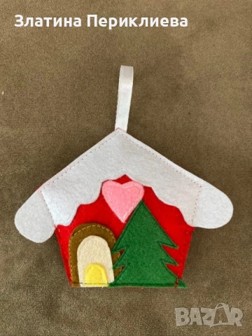 Коледни играчки от филц