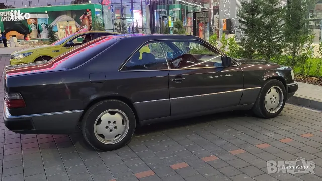 Mercedes 220C  150к.с., снимка 4 - Автомобили и джипове - 56406689