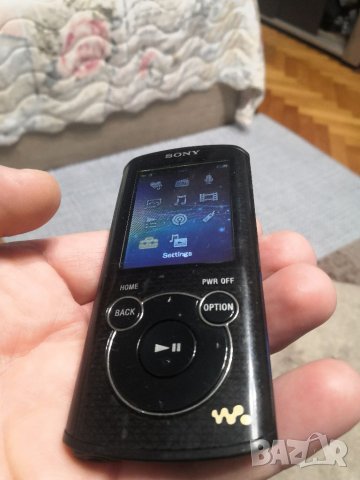Музикален плеър Sony Walkman NWZ-E463, оригинален кабел , снимка 3 - MP3 и MP4 плеъри - 38819315