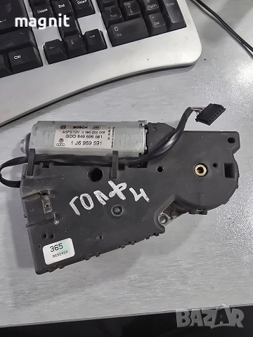 1J6959591 Мотор шибедах за Volkswagen Golf 4 