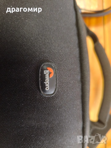 фотографска чантичка LOWEPRO , снимка 2 - Чанти, стативи, аксесоари - 54216797