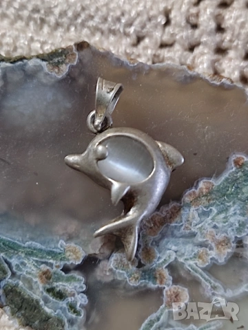 Сребърна висулка делфинче