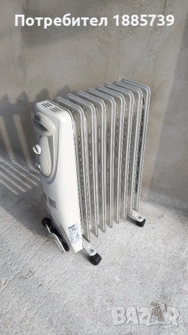 маслен радиатор Делонги, снимка 2 - Радиатори - 53141043