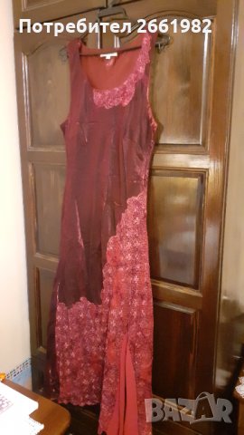 Дълга червена сатенена индийска рокля с дантела, снимка 1