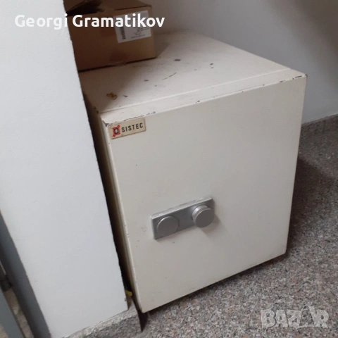 Продавам каса-сейф за пари