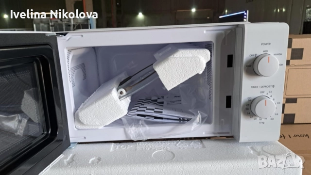 Компактна микровълнова фурна Comfee - 20 литра, 700W и 5 нива на мощност, снимка 5 - Микровълнови - 52420940