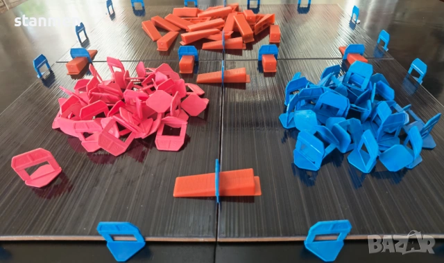 Клипсове и Клинове за нивелиране на плочки за Хоризонтално и Вертикално полагане. 