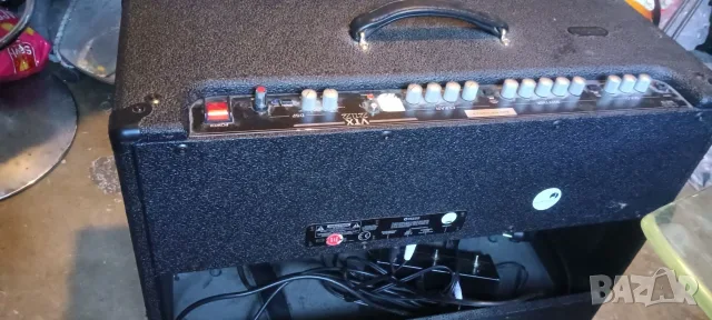 Усилвател Line6/ Crate/ Marshall, кубе за китара с вграден процесор ефекти.МОЖЕ С КИТАРА, снимка 10 - Китари - 56120063