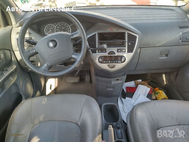 Киа Каренс автомат Kia Carens на части, снимка 4 - Автомобили и джипове - 37453676