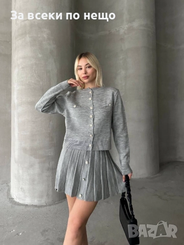 Дамски Сив Комплект Горнище И Къса Пола Плетиво Код BS-104