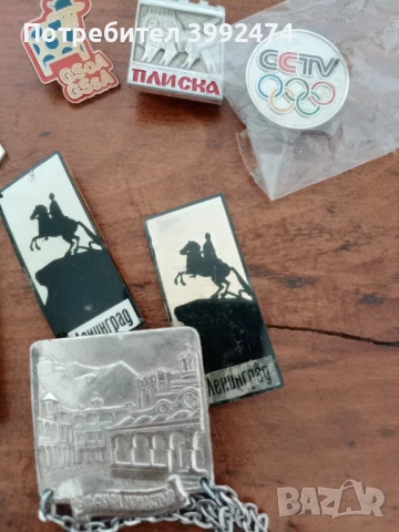 Значки,  8 бр., снимка 3 - Колекции - 51227922