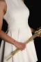 Рокля с гол гръб и панделка – Бяла, снимка 3