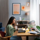 Постоянна дистанционна работа за студенти от страната